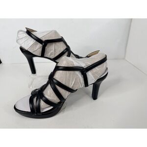 Naturalizer Baylor Black Smooth Strappy Heels Womens 8W Wide Comfort Sandals